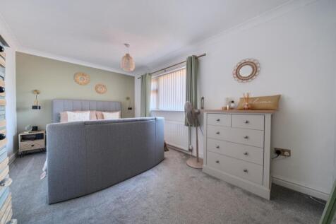 1382394-2-691b2b3d426c0