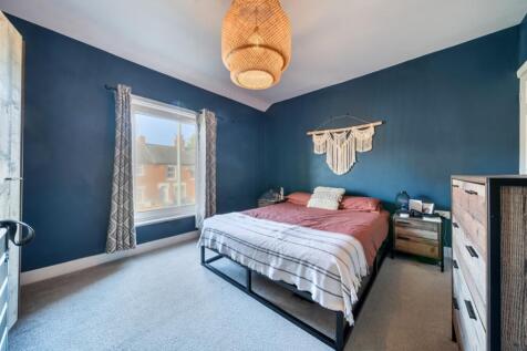 1382305-22-691b1bed297e4