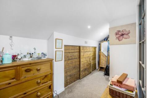 Flat 6 9 Cross O&#39;Cliff Hill-18