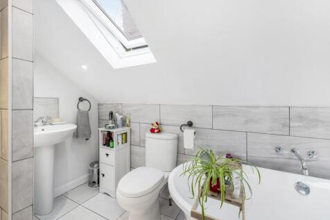 Flat 6 9 Cross O&#39;Cliff Hill-19