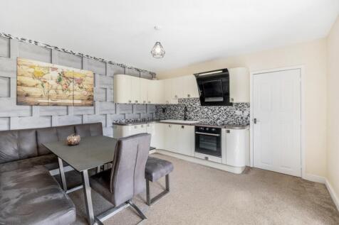 106b Robin Hoods Walk (Boston)-13