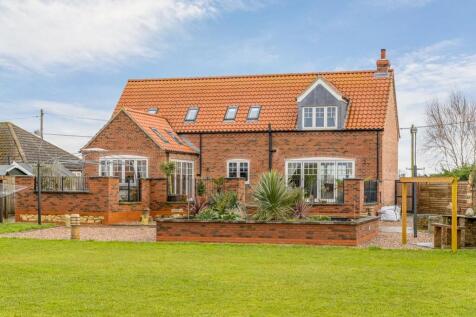 Gryffindor House (Leverton)-15
