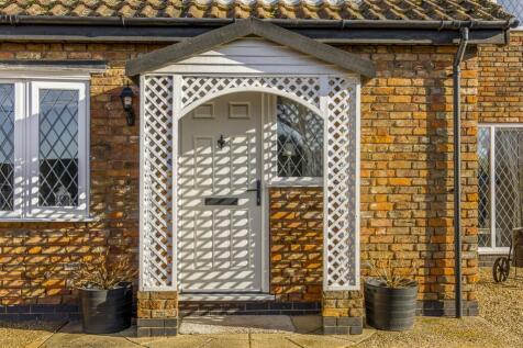 Carpenters Cottage (Freiston)-11