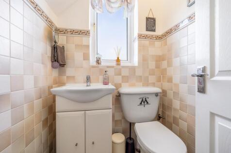 6 Lighton Avenue (Frampton)-15
