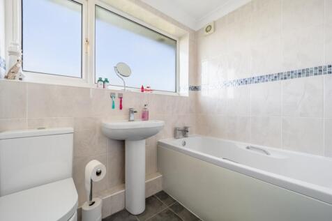 6 Lighton Avenue (Frampton)-25