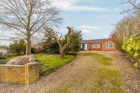 Tudor Lodge (Bicker)-7