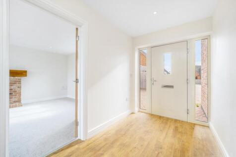 3 Parker Close (Frampton)-12