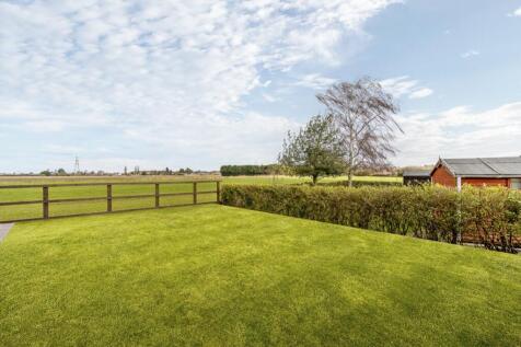 3 Parker Close (Frampton)-5