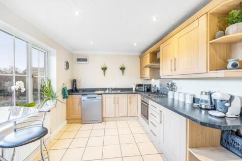 56 Ashton Hall Drive (Wyberton)-20