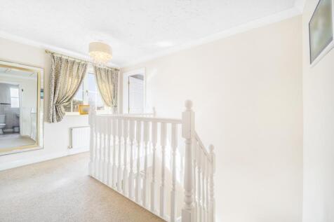 56 Ashton Hall Drive (Wyberton)-25