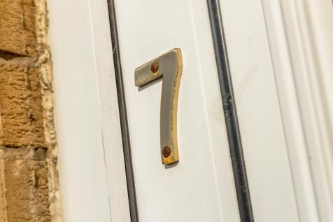 7 Hall Lane (Benington)-9