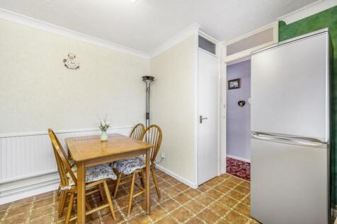 2 Drury Lane (Bicker)-15