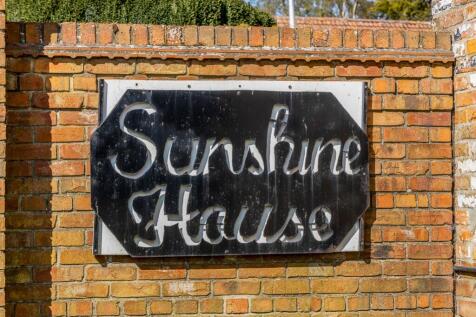 Sunshine House (Orby)-7
