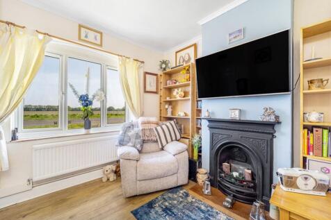 17 Railway Cottage (Coningsby Moorside)-15
