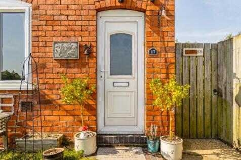 17 Railway Cottage (Coningsby Moorside)-5