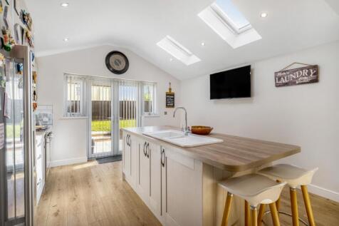 1 Barley Sheaf Court (Holland Fen)-19