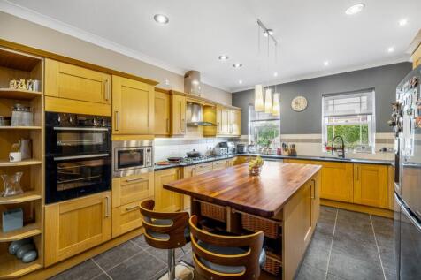 2 Manor Drive (Skegness)-23