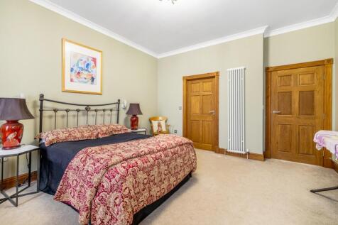 2 Manor Drive (Skegness)-37