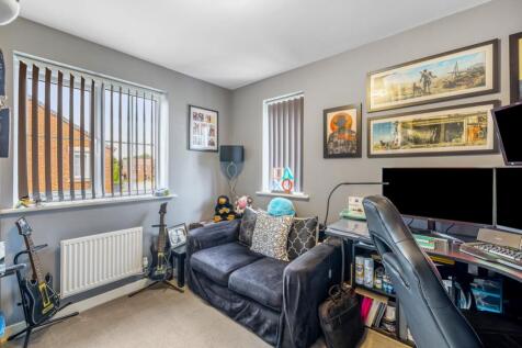 8 Swift Gardens (Kirton)-22