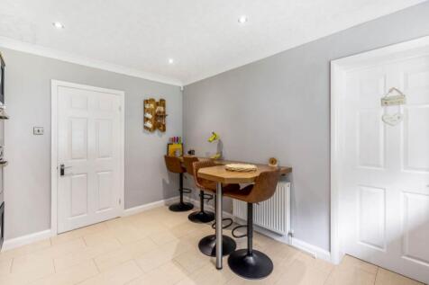 27 Cromwell Close (Boston)-17