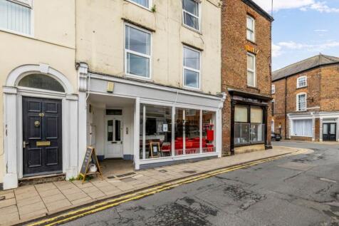 Flat 1, 41-43 Wormgate (Boston)-2