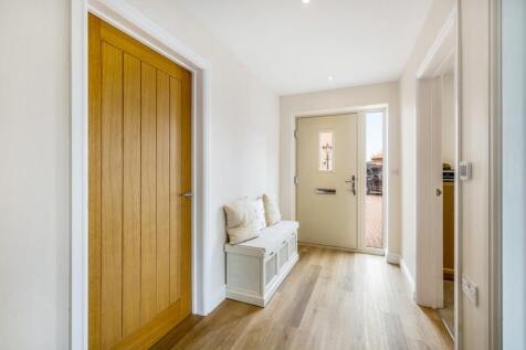 1 Parker Close (Frampton)-13