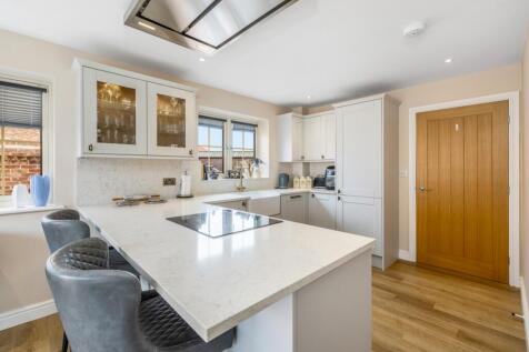 1 Parker Close (Frampton)-20