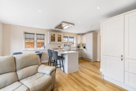 1 Parker Close (Frampton)-26