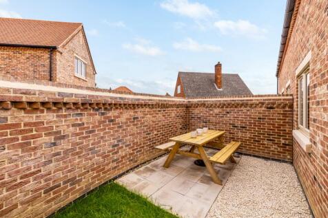 1 Parker Close (Frampton)-11