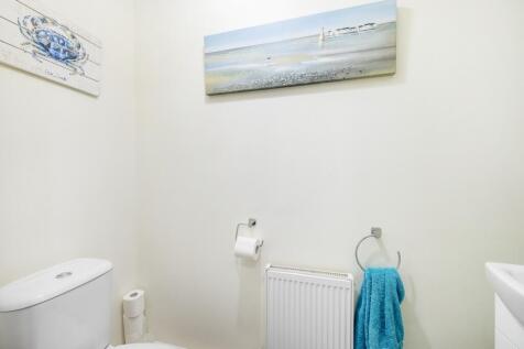 6 Abbey Gardens (Swineshead)-17