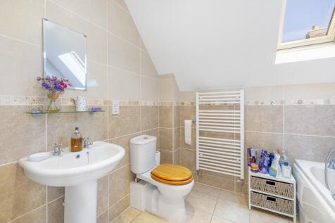 6 Abbey Gardens (Swineshead)-31