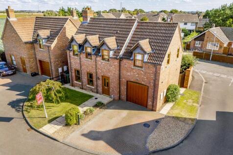 6 Abbey Gardens (Swineshead)-1