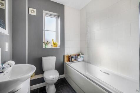4 Grayling Way (Boston)-19