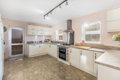 66 Sir Isaac Newton Drive (Wyberton)-18