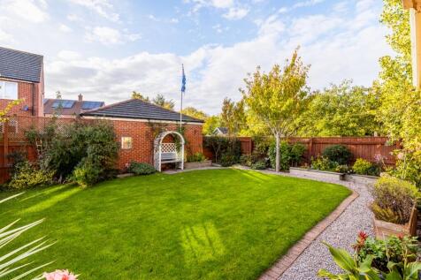 66 Sir Isaac Newton Drive (Wyberton)-11