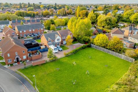 66 Sir Isaac Newton Drive (Wyberton)-1