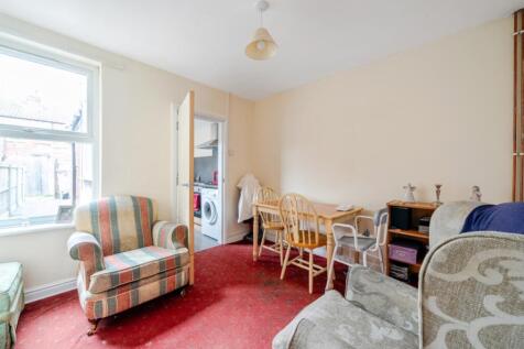 1381462-5-691c6ae1afc05