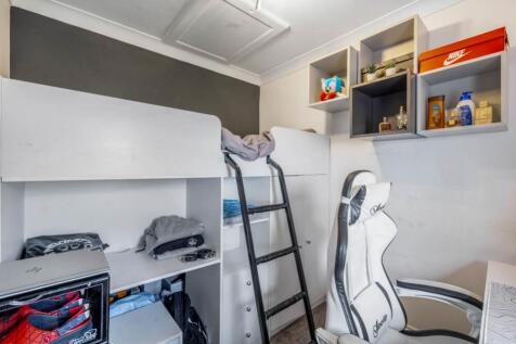20 Eton Way (Boston)-28
