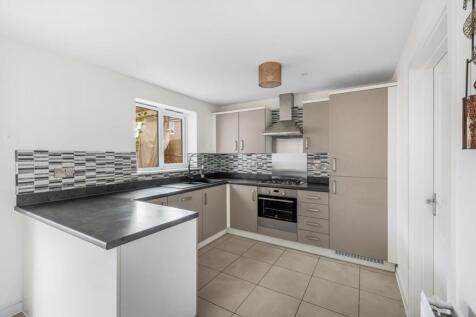 71 Swift Gardens (Kirton)-12