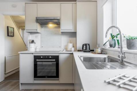 26 Bain Road (Boston)-17