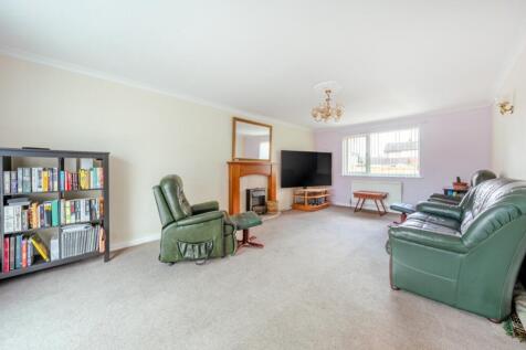 1279956-27-68271a2ba34c8-ARW