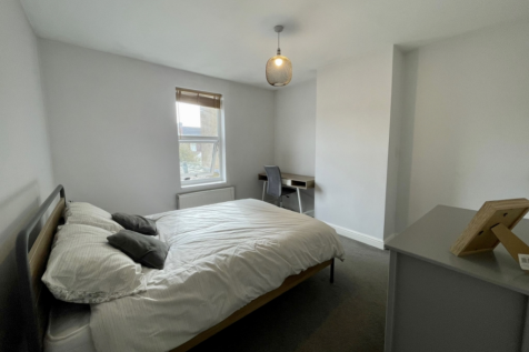 severn bedroom