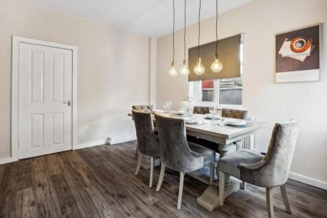 diningroom 3-1