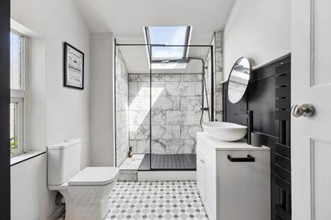 bathroom 2-1