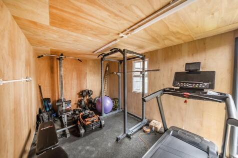 1365514-7-68e92abb93c9f