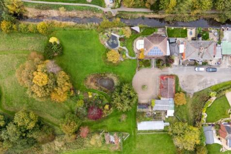 1370886-7-68f2a5f857123-ARW-1