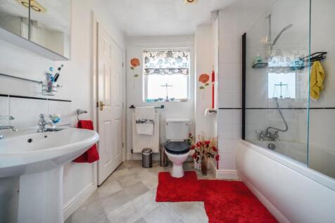 1371802-7-68f95a23817ed