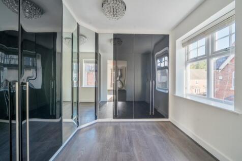 1372941-12-68fb4ac55acb0