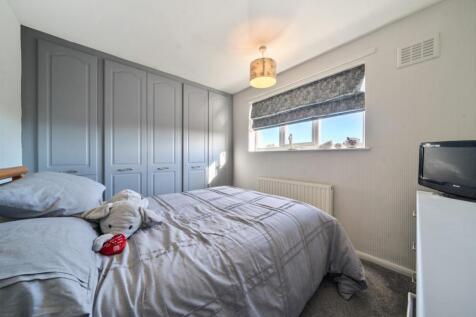 1371663-15-68fbd47bbd7ff-ARW-1