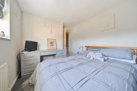 1371663-10-68fbd3bb35d51-ARW-1